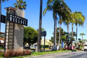 Manhattan Village mall